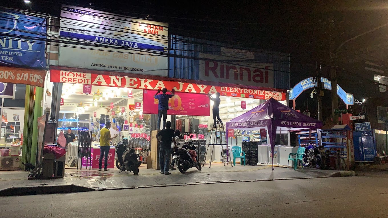 Belanja Ceria di Aneka Jaya Wangon: Toko Retail yang Selalu Siap Melayani
